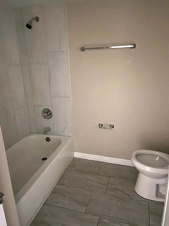 En Venta: $107,999 (2 camas, 2 baños, 976 Pies cuadrados)