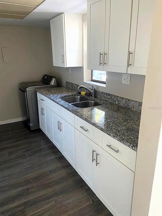 En Venta: $107,999 (2 camas, 2 baños, 976 Pies cuadrados)