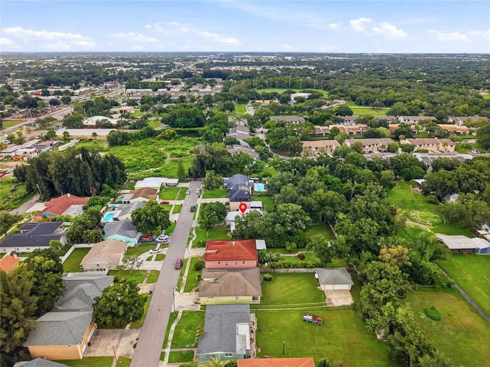 En Venta: $675,000 (4 camas, 2 baños, 2439 Pies cuadrados)