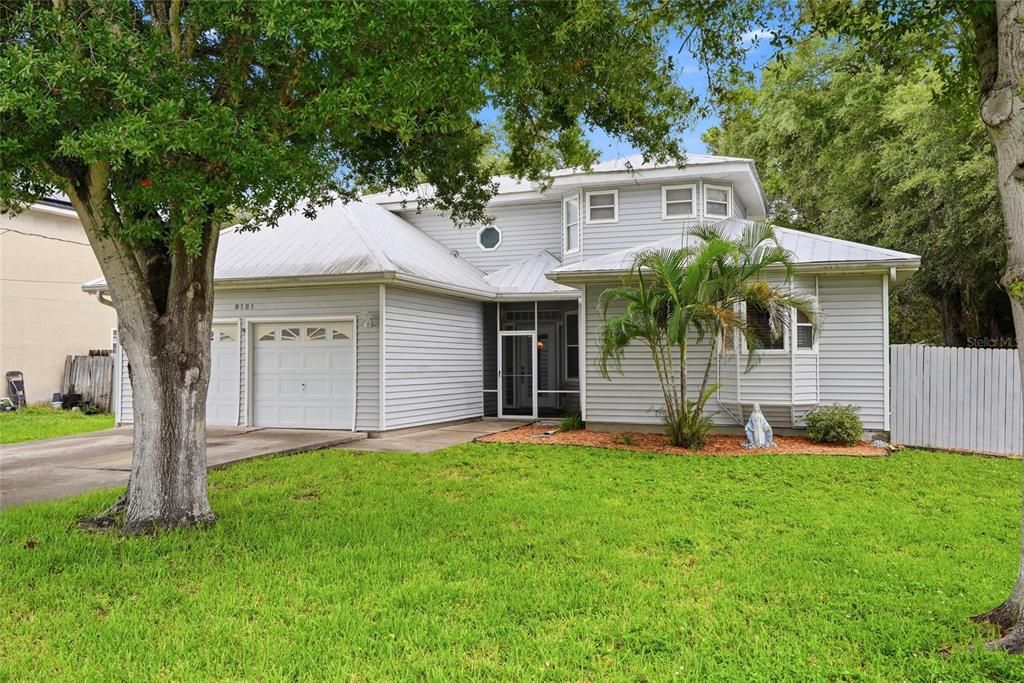 En Venta: $675,000 (4 camas, 2 baños, 2439 Pies cuadrados)