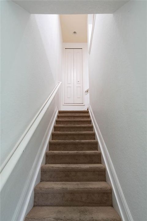 En Venta: $359,990 (3 camas, 2 baños, 1676 Pies cuadrados)