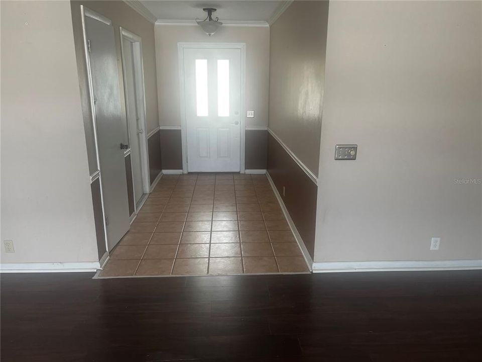 For Sale: $340,000 (3 beds, 2 baths, 1735 Square Feet)