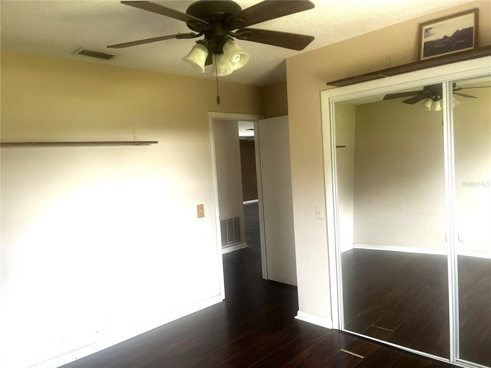 For Sale: $340,000 (3 beds, 2 baths, 1735 Square Feet)