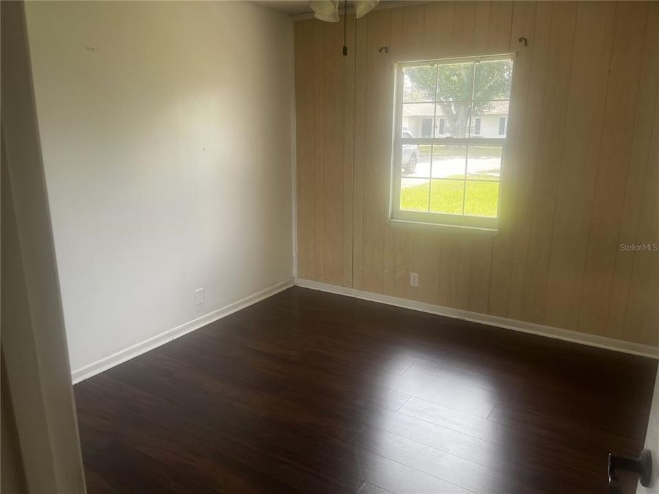 For Sale: $340,000 (3 beds, 2 baths, 1735 Square Feet)