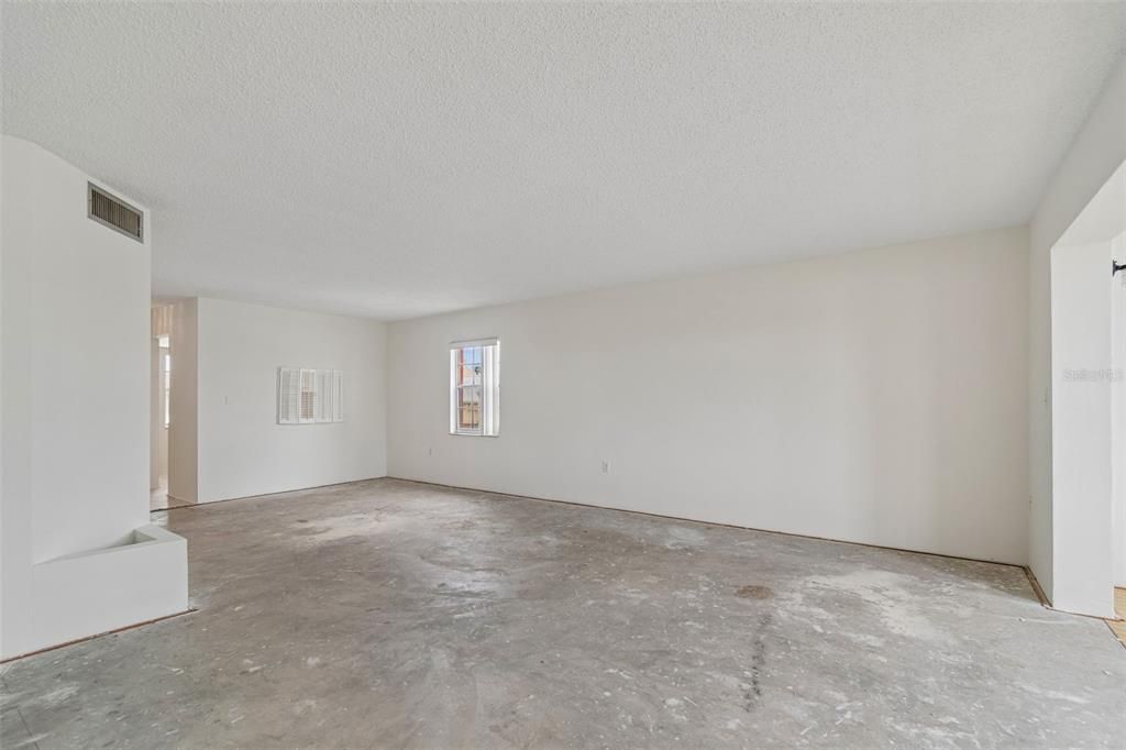 En Venta: $110,000 (2 camas, 2 baños, 1150 Pies cuadrados)