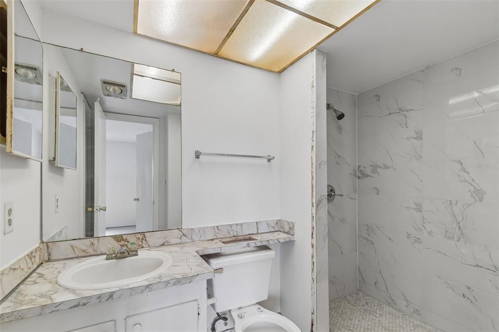 En Venta: $110,000 (2 camas, 2 baños, 1150 Pies cuadrados)