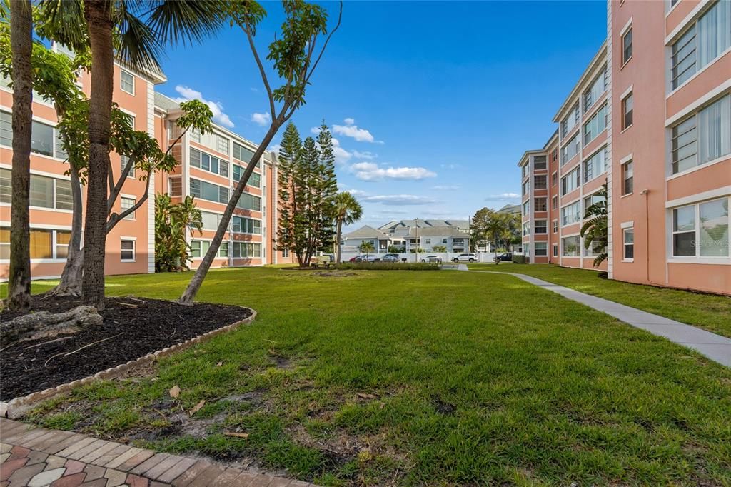 En Venta: $110,000 (2 camas, 2 baños, 1150 Pies cuadrados)