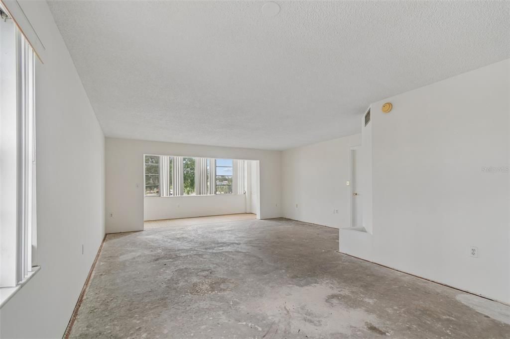 En Venta: $110,000 (2 camas, 2 baños, 1150 Pies cuadrados)
