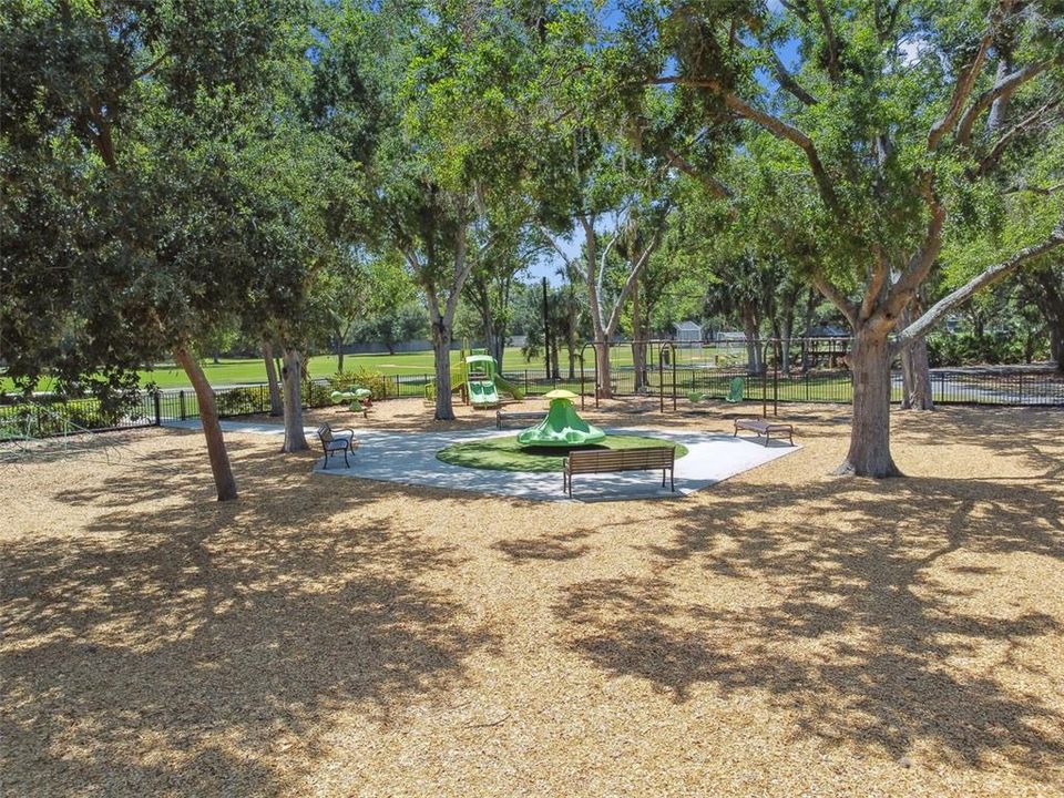 For Sale: $459,000 (4 beds, 3 baths, 2233 Square Feet)