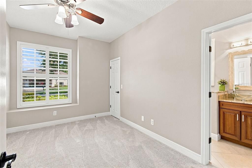 For Sale: $459,000 (4 beds, 3 baths, 2233 Square Feet)