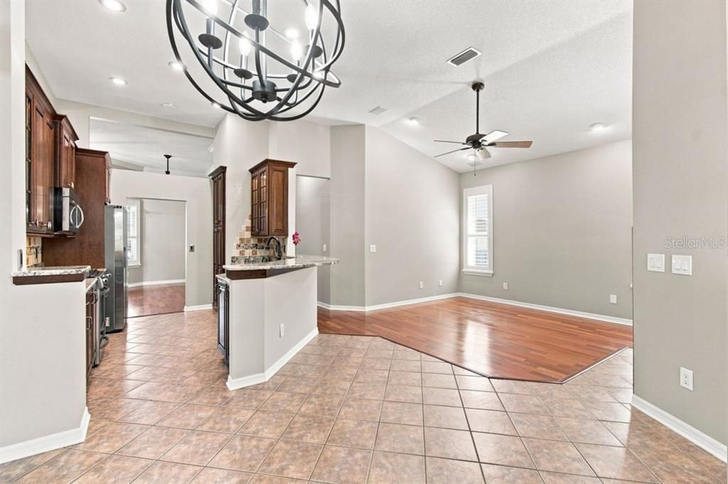 For Sale: $459,000 (4 beds, 3 baths, 2233 Square Feet)