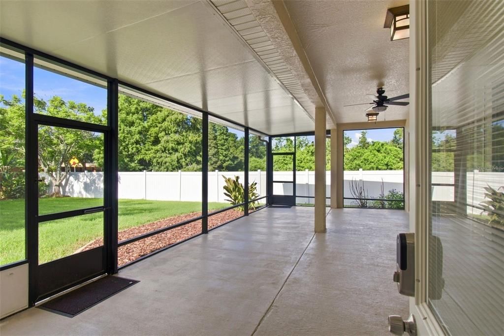 For Sale: $459,000 (4 beds, 3 baths, 2233 Square Feet)