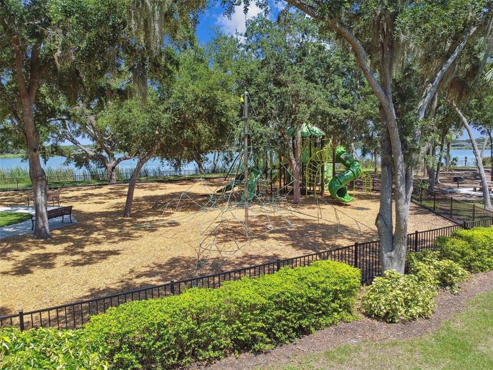 For Sale: $459,000 (4 beds, 3 baths, 2233 Square Feet)