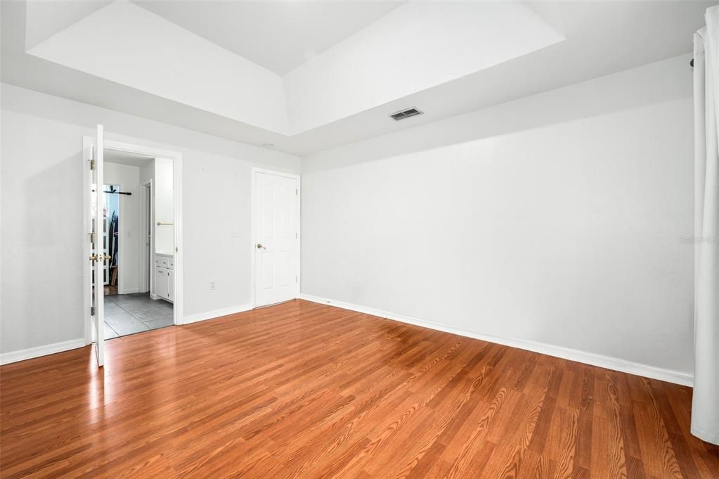 For Sale: $375,000 (3 beds, 2 baths, 1668 Square Feet)