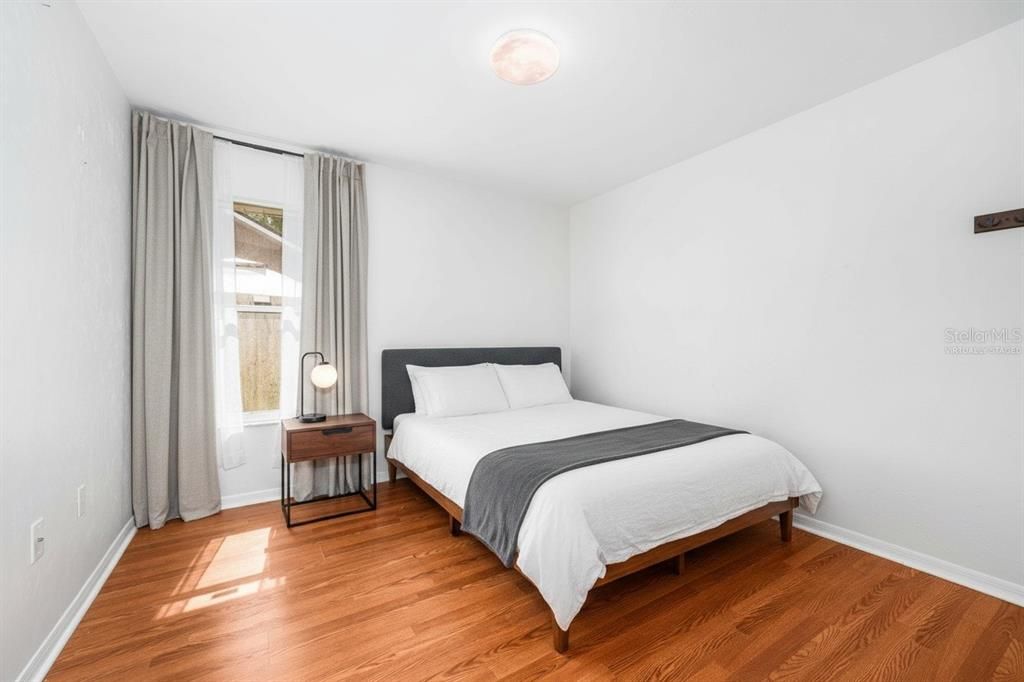 For Sale: $375,000 (3 beds, 2 baths, 1668 Square Feet)