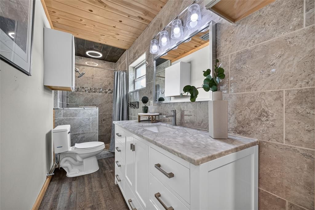 Active With Contract: $475,000 (3 beds, 2 baths, 1729 Square Feet)