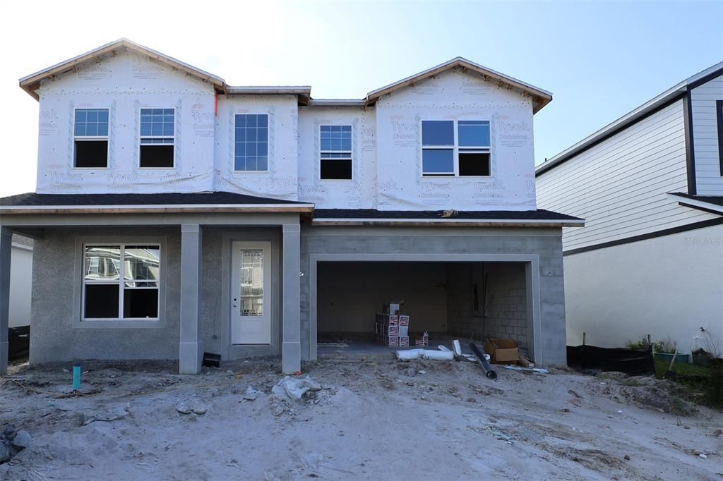 Activo con contrato: $609,990 (5 camas, 4 baños, 3119 Pies cuadrados)