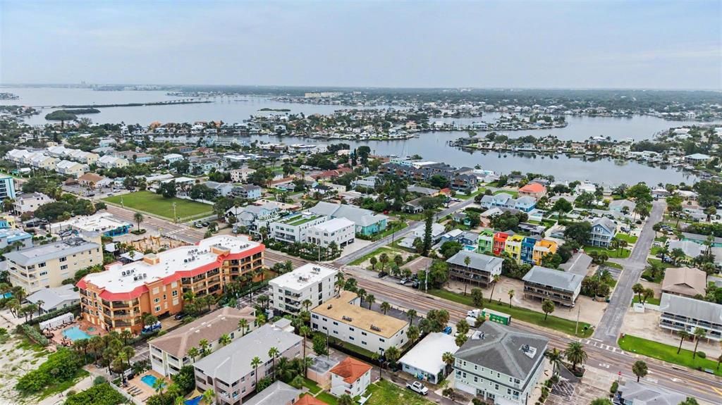 На продажу: $375,000 (1 спален, 1 ванн, 535 Квадратных фут)