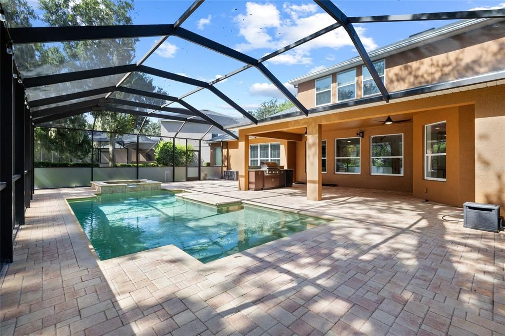 En Venta: $879,000 (4 camas, 3 baños, 3243 Pies cuadrados)