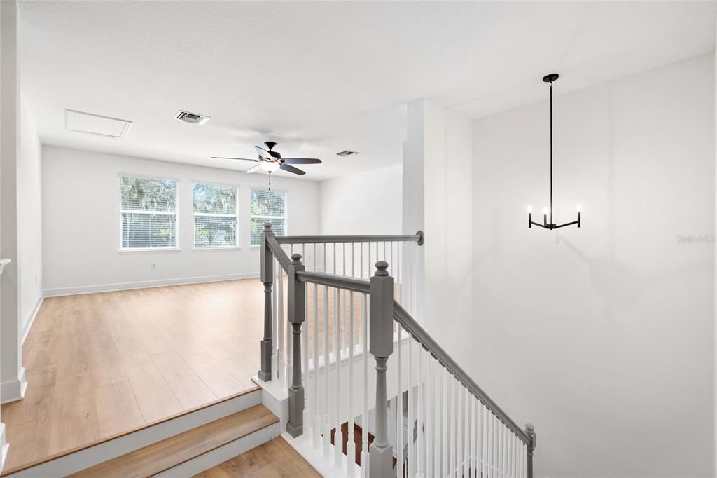 En Venta: $879,000 (4 camas, 3 baños, 3243 Pies cuadrados)