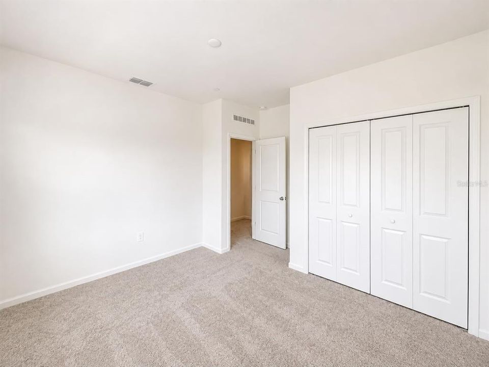 For Rent: $2,450 (3 beds, 2 baths, 1755 Square Feet)