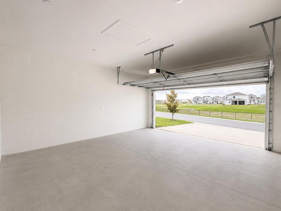 For Rent: $2,450 (3 beds, 2 baths, 1755 Square Feet)