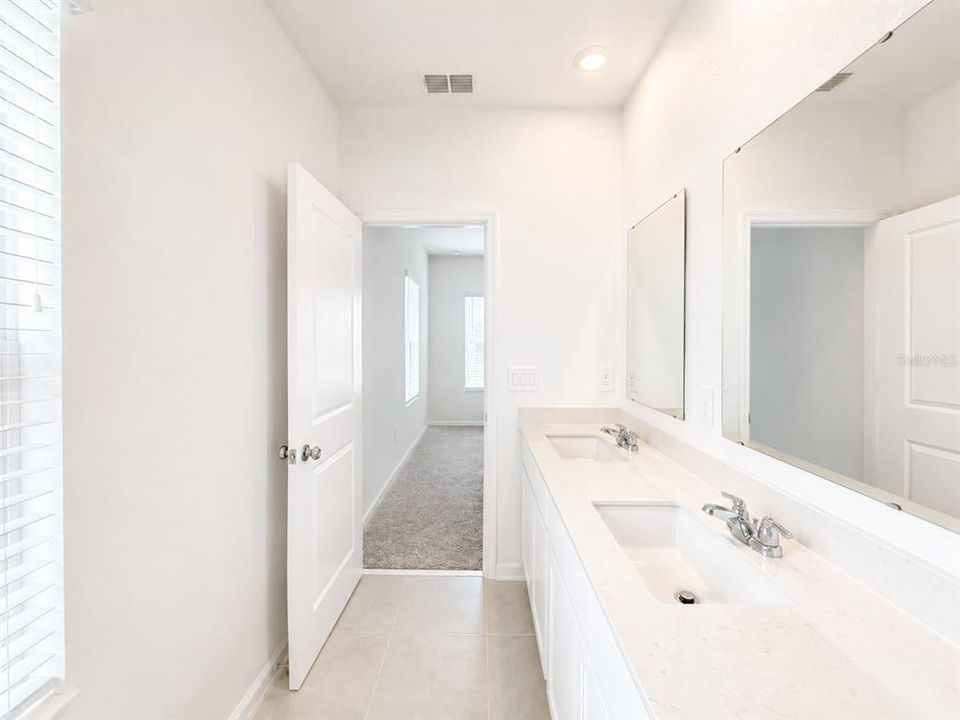 For Rent: $2,450 (3 beds, 2 baths, 1755 Square Feet)