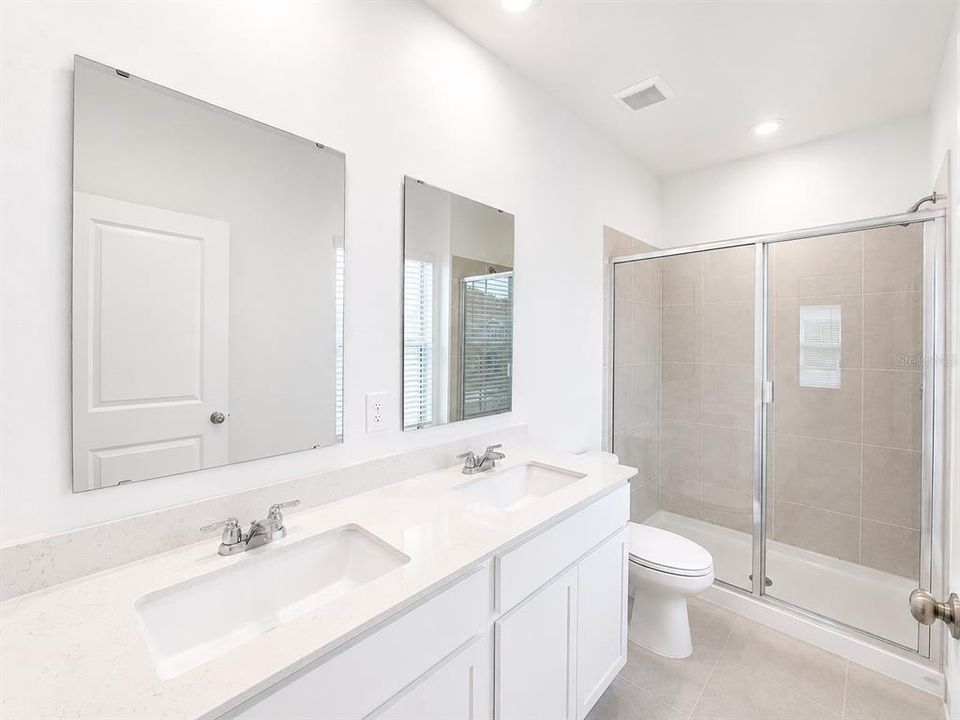 For Rent: $2,450 (3 beds, 2 baths, 1755 Square Feet)