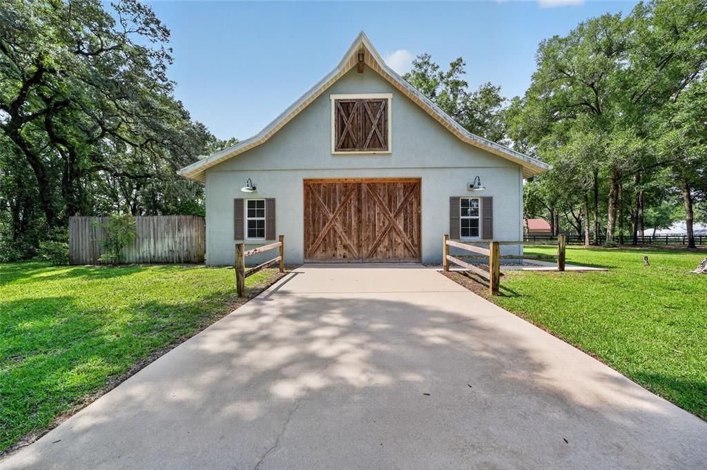 For Sale: $925,000 (4 beds, 2 baths, 2190 Square Feet)