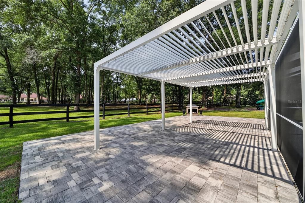 For Sale: $925,000 (4 beds, 2 baths, 2190 Square Feet)