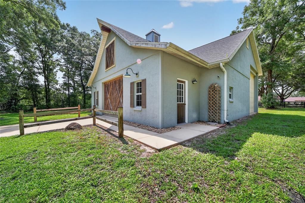 For Sale: $925,000 (4 beds, 2 baths, 2190 Square Feet)