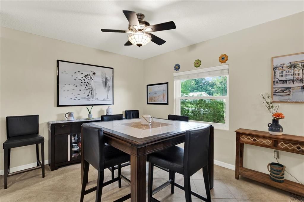 Active With Contract: $350,000 (3 beds, 2 baths, 1637 Square Feet)