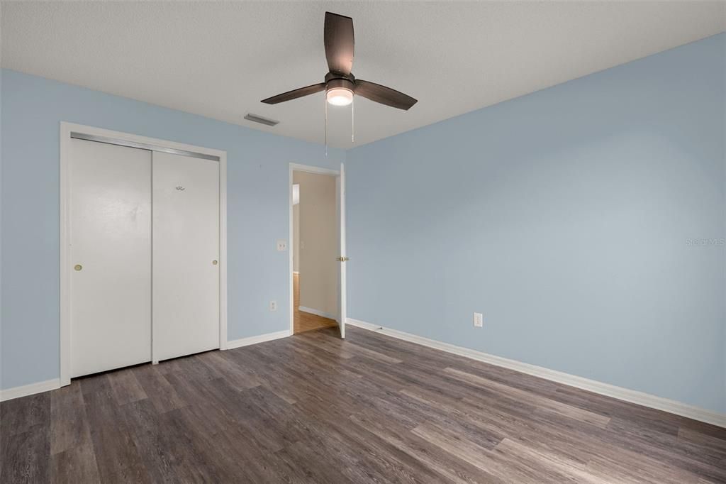 For Sale: $310,000 (3 beds, 2 baths, 1392 Square Feet)