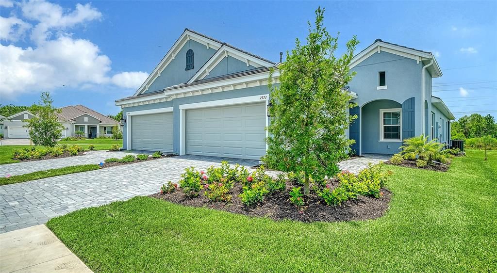 For Sale: $414,990 (2 beds, 2 baths, 1530 Square Feet)