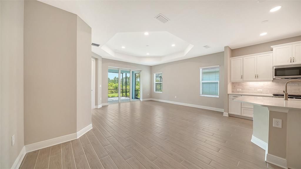 For Sale: $414,990 (2 beds, 2 baths, 1530 Square Feet)