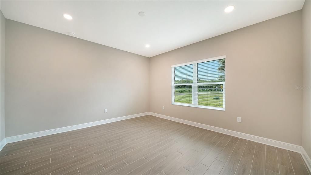 For Sale: $414,990 (2 beds, 2 baths, 1530 Square Feet)