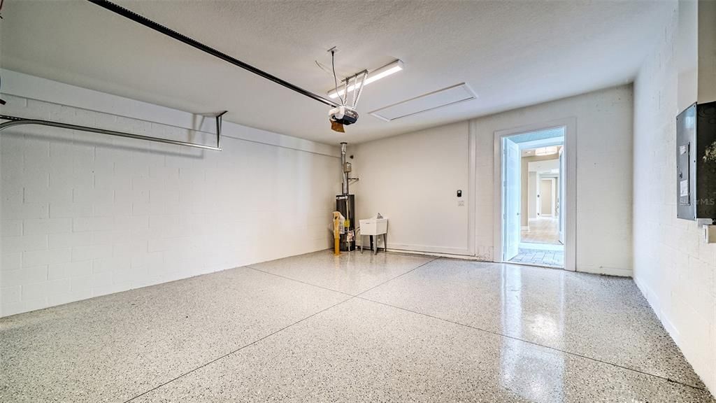 For Sale: $414,990 (2 beds, 2 baths, 1530 Square Feet)