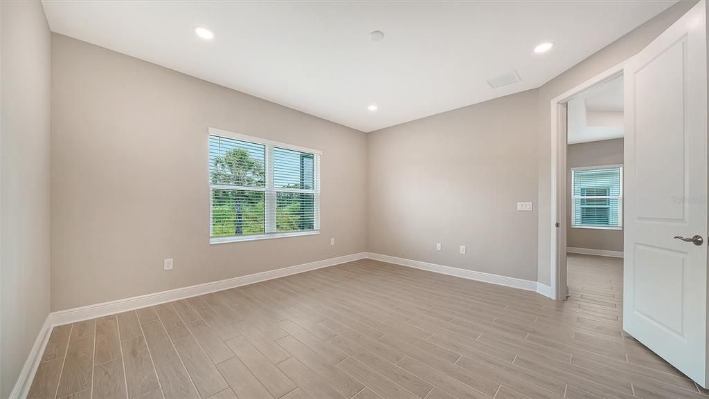 For Sale: $414,990 (2 beds, 2 baths, 1530 Square Feet)