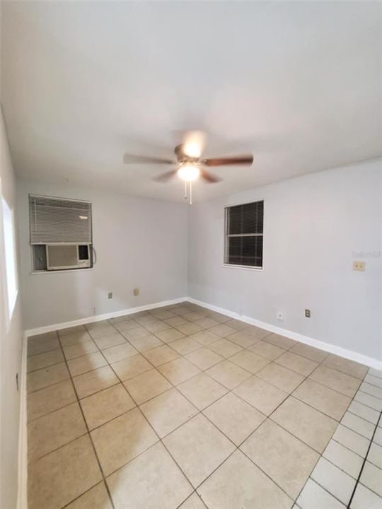 For Rent: $1,490 (2 beds, 1 baths, 782 Square Feet)