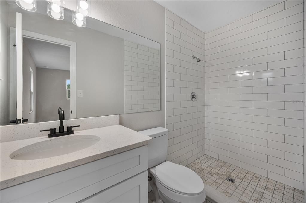En Venta: $499,950 (3 camas, 2 baños, 2291 Pies cuadrados)