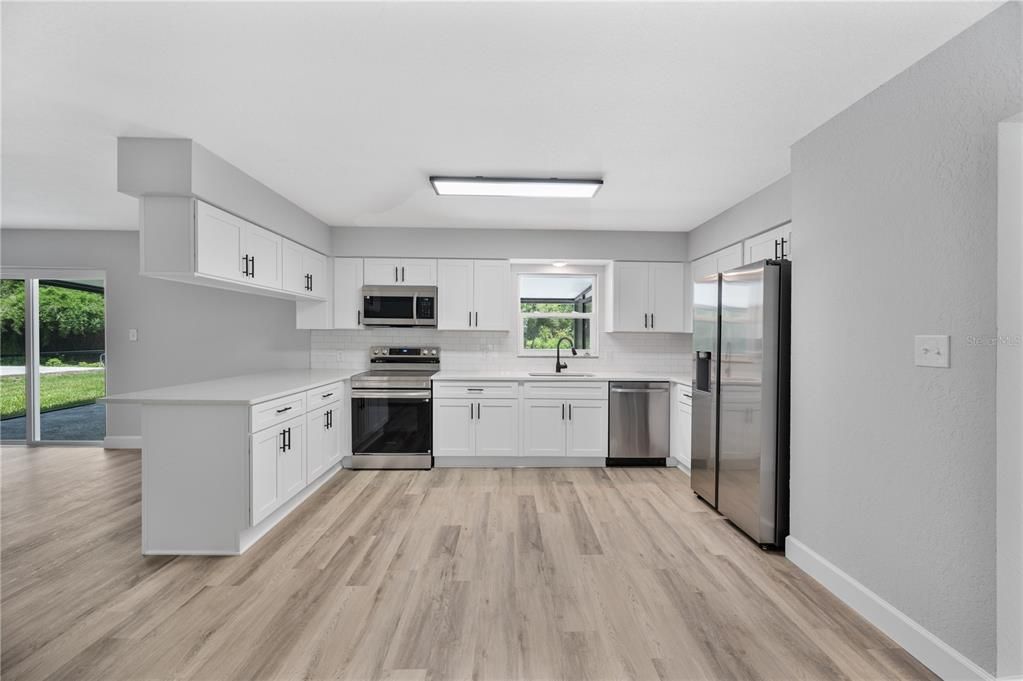 En Venta: $499,950 (3 camas, 2 baños, 2291 Pies cuadrados)