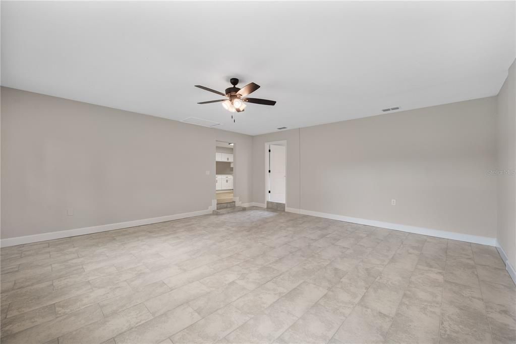 En Venta: $499,950 (3 camas, 2 baños, 2291 Pies cuadrados)