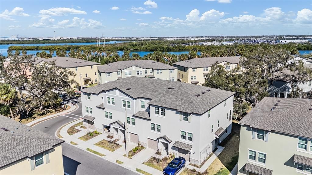 For Rent: $3,300 (4 beds, 3 baths, 2077 Square Feet)