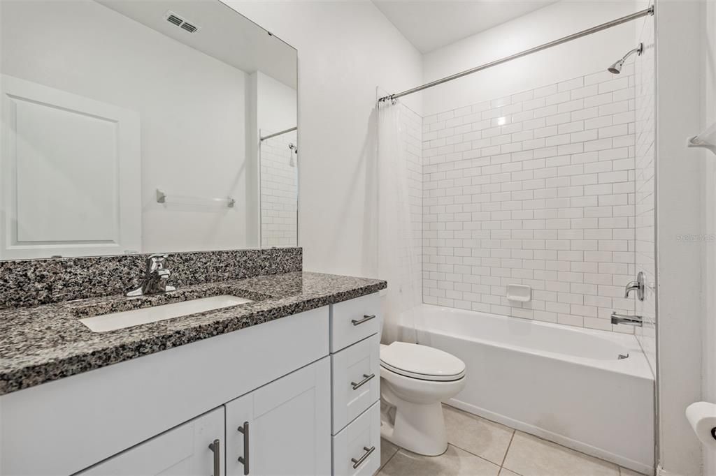 For Rent: $3,300 (4 beds, 3 baths, 2077 Square Feet)