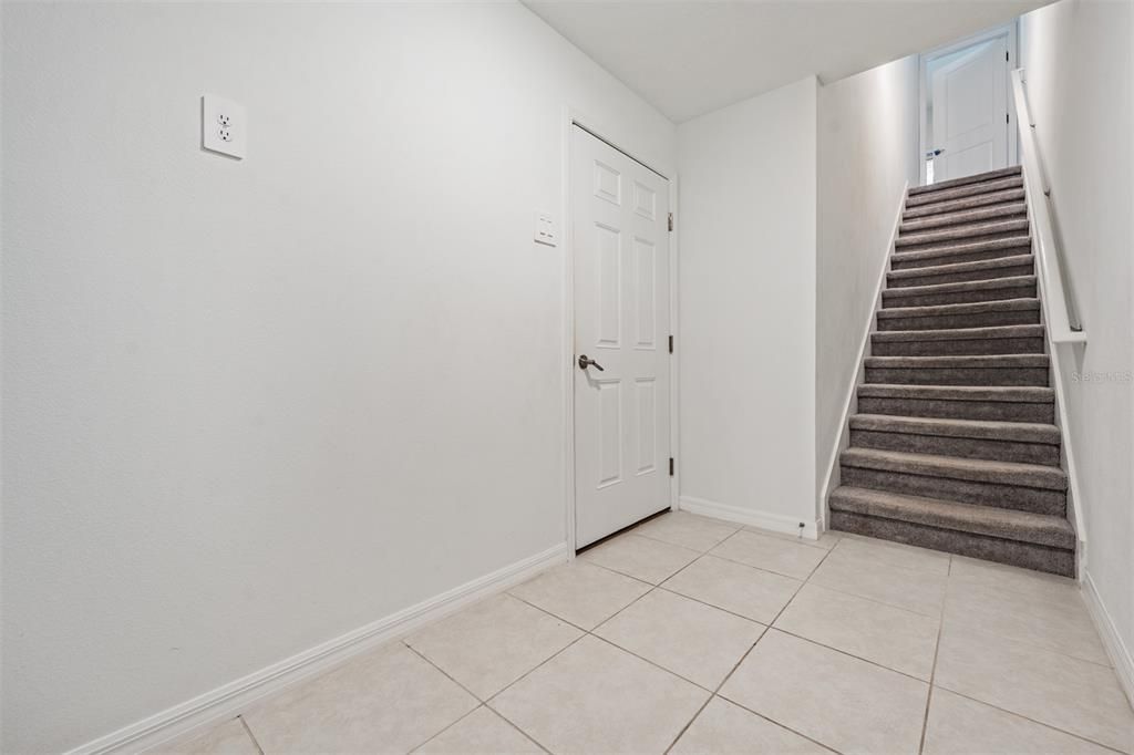 For Rent: $3,300 (4 beds, 3 baths, 2077 Square Feet)