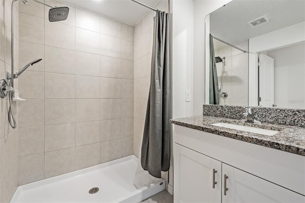 For Rent: $3,300 (4 beds, 3 baths, 2077 Square Feet)