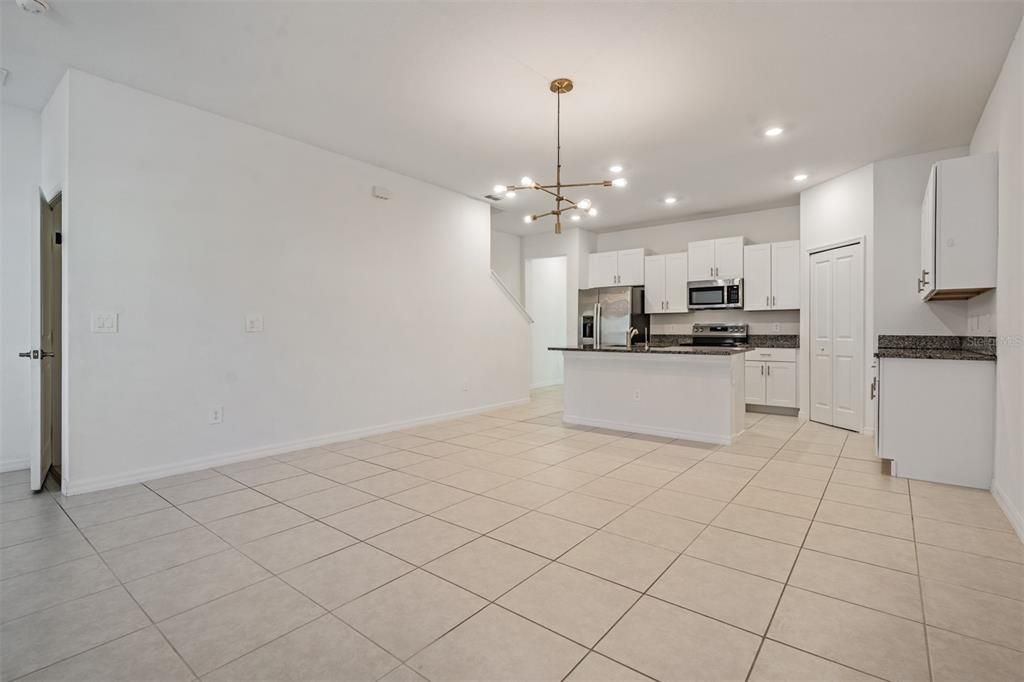 For Rent: $3,300 (4 beds, 3 baths, 2077 Square Feet)