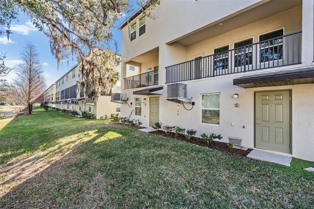 For Rent: $3,300 (4 beds, 3 baths, 2077 Square Feet)