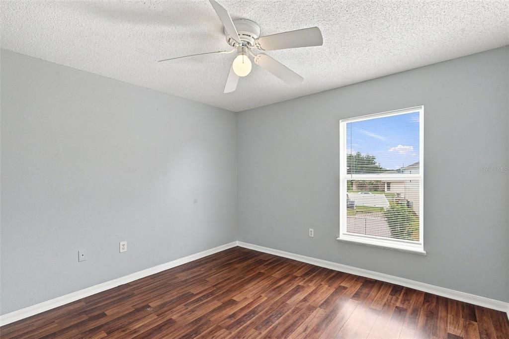 Active With Contract: $289,999 (3 beds, 2 baths, 2215 Square Feet)