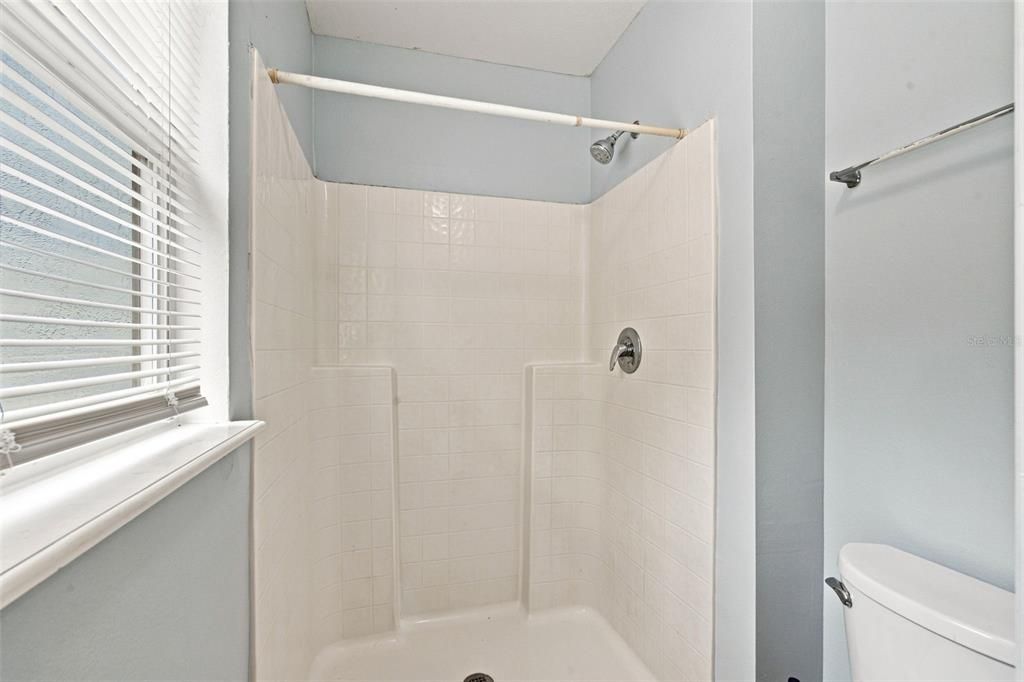 Active With Contract: $289,999 (3 beds, 2 baths, 2215 Square Feet)